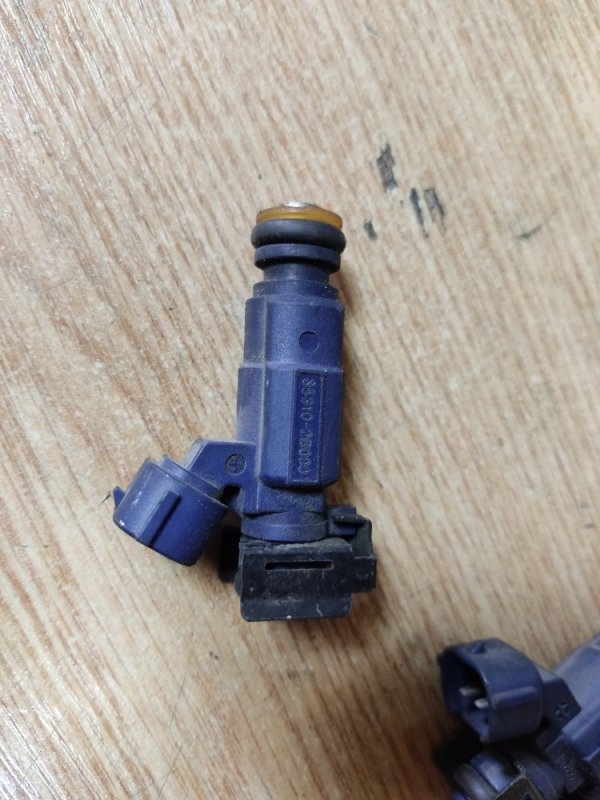 Форсунка топливная ELANTRA HD 06-11