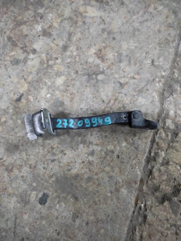 Ограничитель двери передний правый AURIS 06-12