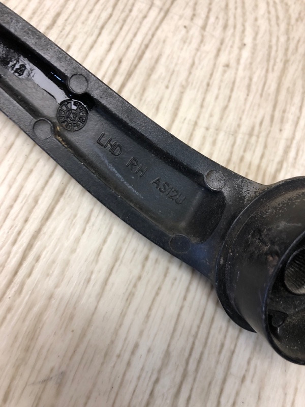 Поводок стеклоочистителя передний правый FORD FUSION 14- CD4 C20HDTX