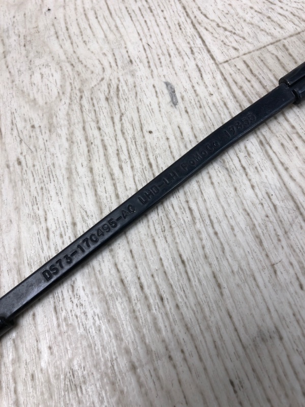 Поводок стеклоочистителя передний левый FORD FUSION 14- CD4 C20HDTX Поводок стеклоочистителя передний левый FORD FUSION 14- CD4 C20HDTX