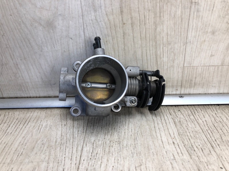 Дроссельная заслонка HYUNDAI ELANTRA HD 06-11 2007 HD 2.0 G4GC 35100-23950 Б/У