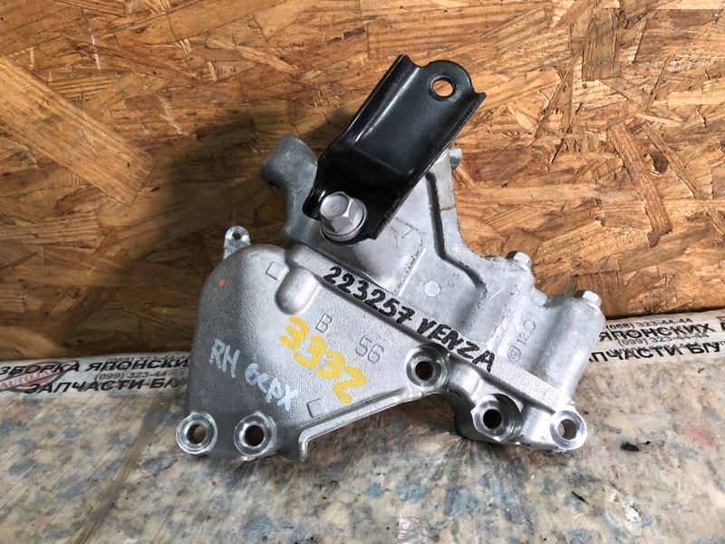 Кронштейн опоры двигателя правый TOYOTA VENZA 09-16 2015 Минивэн 3.5 2GR-FE 12313-0P060 Б/У