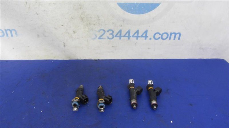 Форсунка топливная MAZDA 3 BK 03-08 L3 L3G5-13-250 Б/У