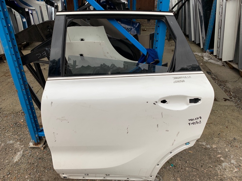 Дверь задняя левая KIA SORENTO UM 14- 2.2 77003-C5000 Б/У