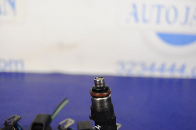 Форсунка топливная MAZDA 6 GG 02-07