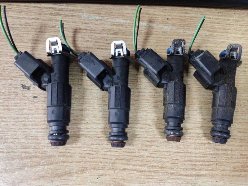 Форсунка топливная MAZDA 6 GG 02-07 L301-13-250A Б/У