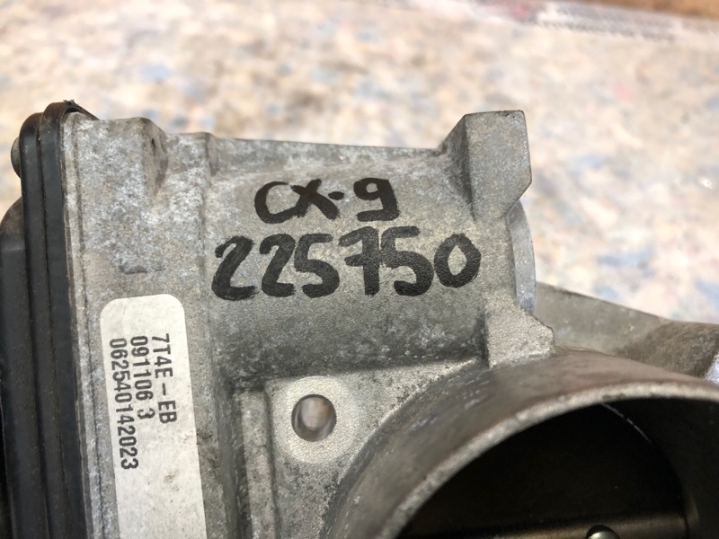 Дроссельная заслонка CX-9 06-16 2007 Внедорожник 3.5