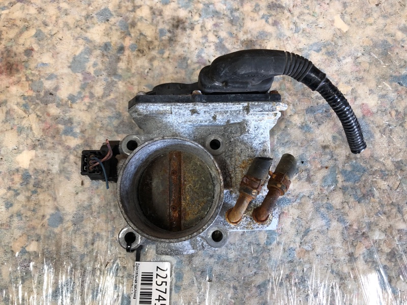 Запчасть дроссельная заслонка ACURA RDX 12-19 2015 Внедорожник 3.5 16400-RN0-A01 Б/У Дроссельная заслонка ACURA RDX 12-19 2015 Внедорожник 3.5 16400-RN0-A01 Б/У