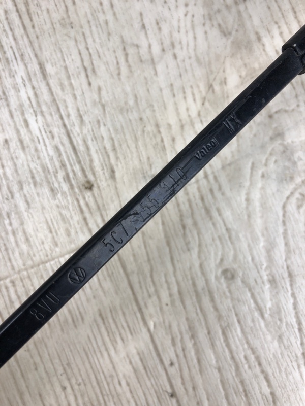 Поводок стеклоочистителя передний правый VOLKSWAGEN JETTA USA 10-17 162 1.8 CPRA Поводок стеклоочистителя передний правый VOLKSWAGEN JETTA USA 10-17 162 1.8 CPRA