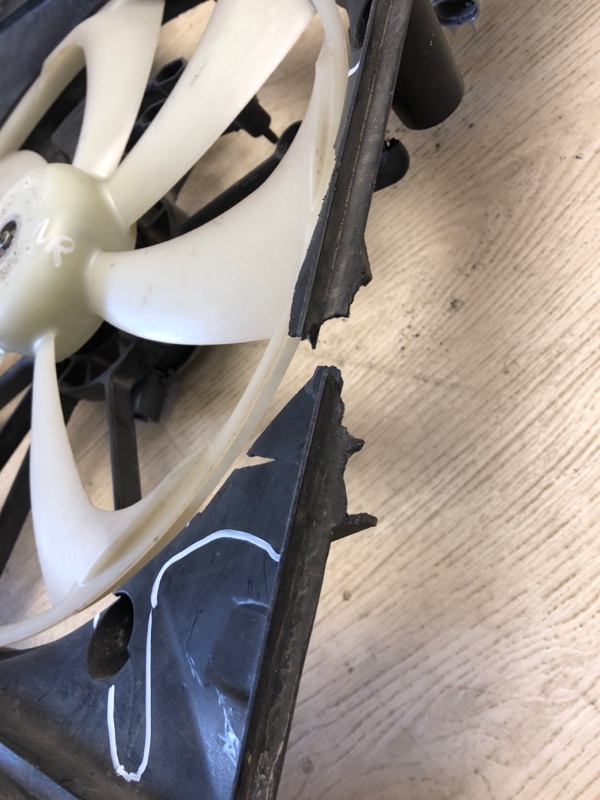 Вентилятор основного радиатора CAMRY 55 14-17 2016 ASV50 2.5 2ARFE