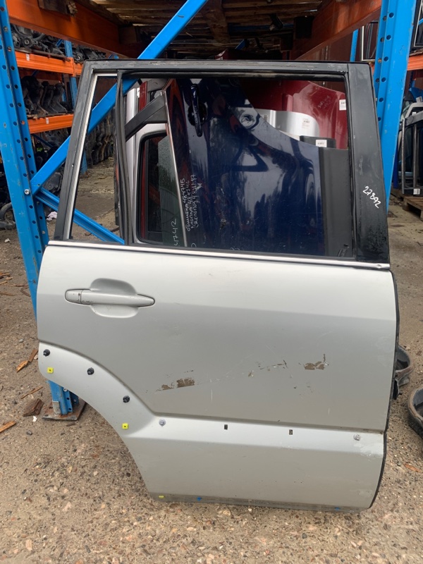 Дверь задняя правая GX470 02-09