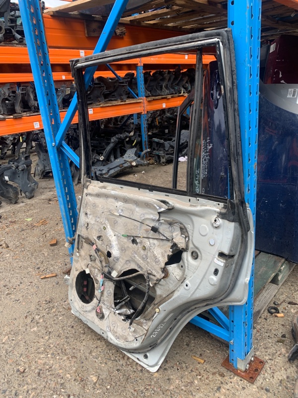 Дверь задняя правая GX470 02-09