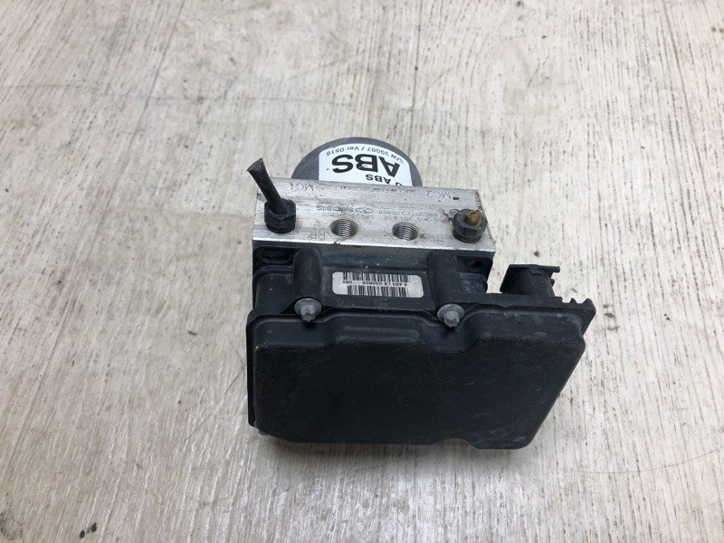 Блок ABS ELANTRA HD 06-11 2007 HD 2.0 G4GC