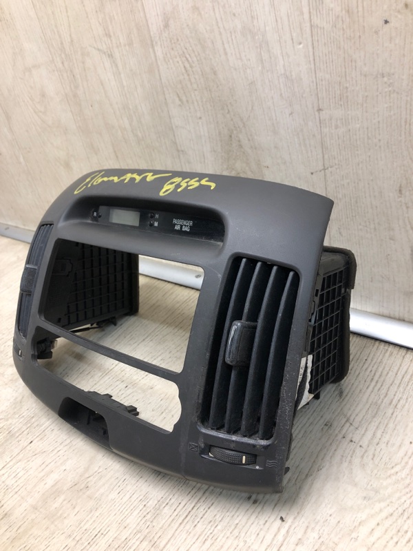 Накладка торпедо под магнитолу HYUNDAI ELANTRA HD 06-11 HD 2.0 G4GC