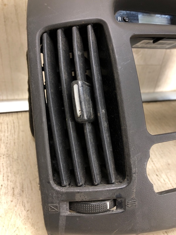 Накладка торпедо под магнитолу ELANTRA HD 06-11 2007 HD 2.0 G4GC