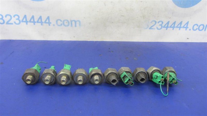 Датчик детонации LEXUS RX300/330/350/400 03-09 89615-12090 Б/У