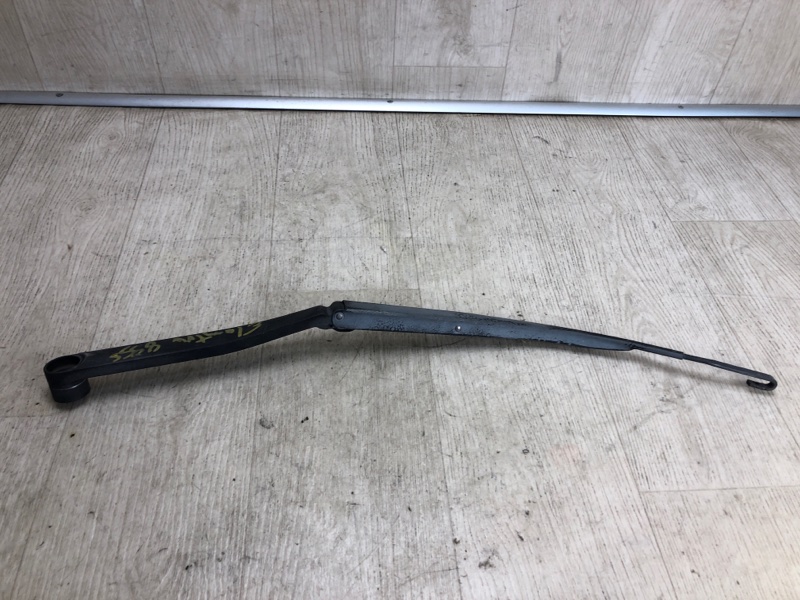 Поводок стеклоочистителя передний правый ELANTRA HD 06-11 2007 HD 2.0 G4GC