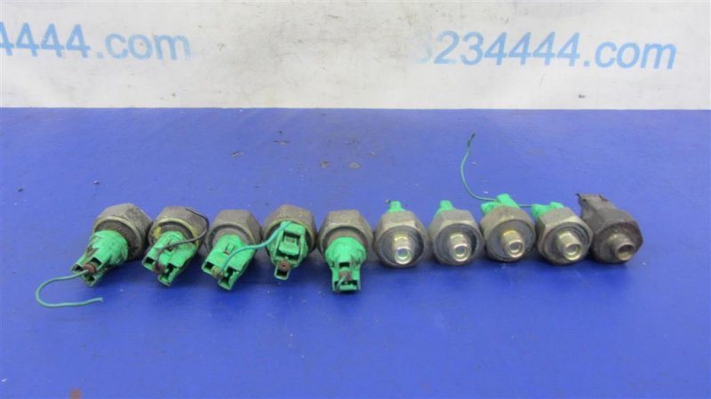 Датчик детонации LEXUS ES300 ES330 01-06 89615-12090 Б/У