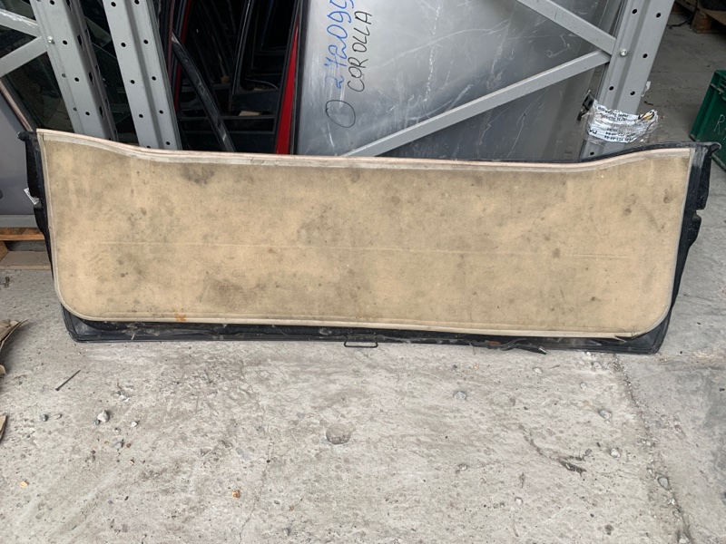 Крышка багажника LX470 98-07