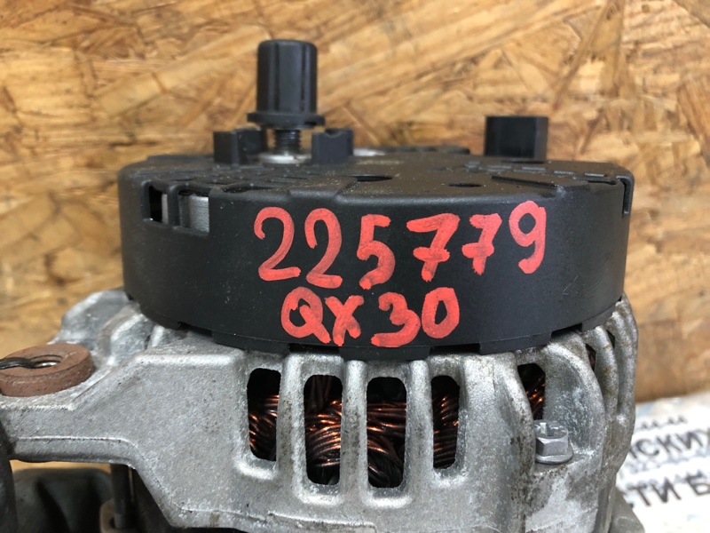 Генератор QX30 16-20 2019 Внедорожник 2.0 20PET Генератор QX30 16-20 2019 Внедорожник 2.0 20PET