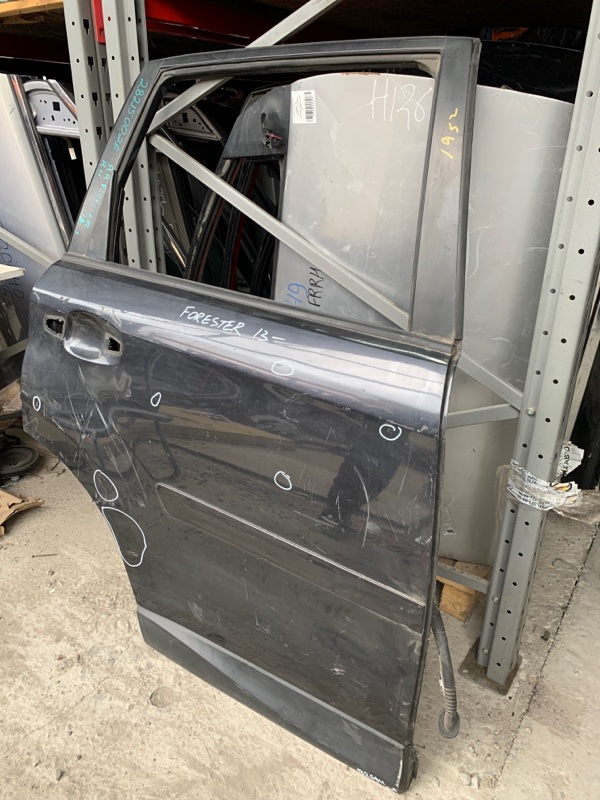 Дверь задняя правая SUBARU FORESTER 12-19