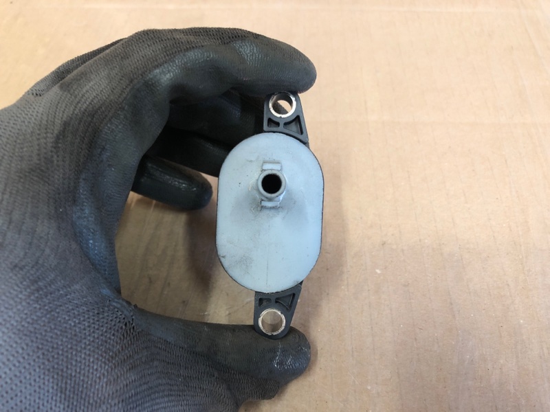 Клапан вентиляции топливного бака MDX (YD2) 06-13 2009 Внедорожник 3.7 J37A1