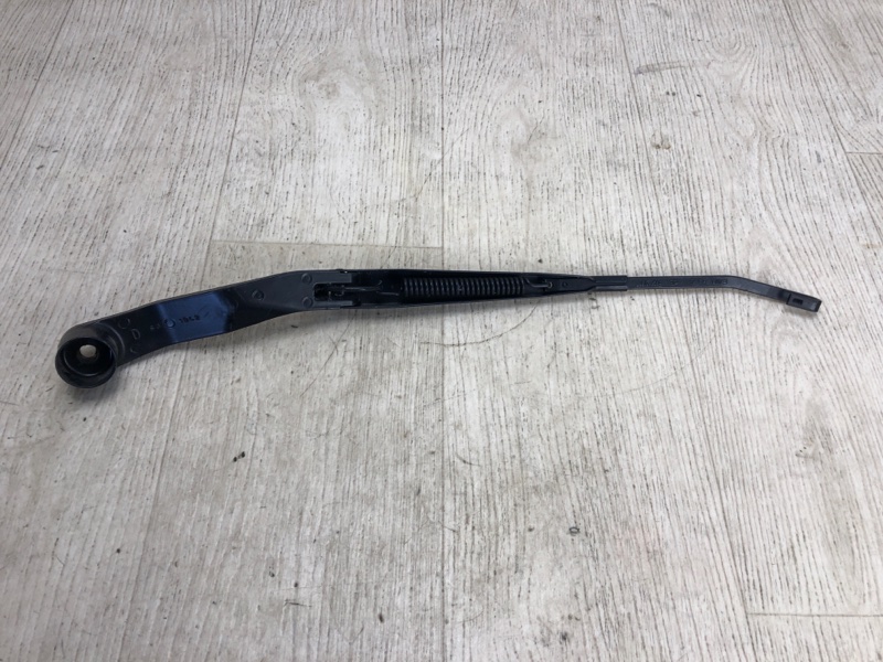 Поводок стеклоочистителя передний левый PATRIOT 10-17 2012 MK74 2.4 ED3 Поводок стеклоочистителя передний левый PATRIOT 10-17 2012 MK74 2.4 ED3