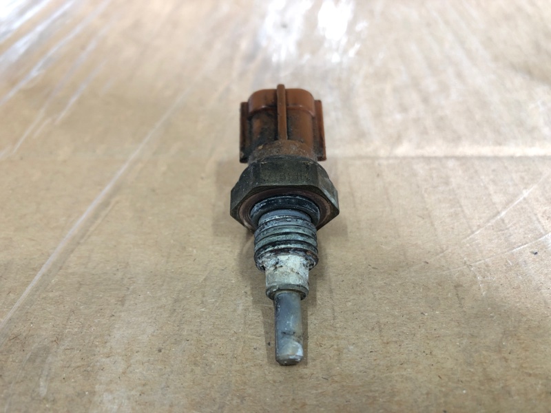 Датчик температуры охлаждающей жидкости SUZUKI KIZASHI 09-14 2013 Седан 2.4 13650-73H00 Б/У