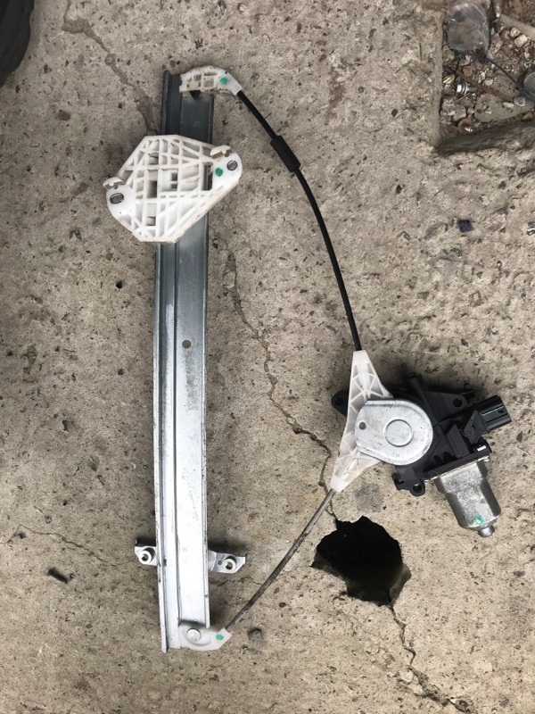 Стеклоподъемник задний левый OUTBACK 09-14 BR 2011 Внедорожник 2.5