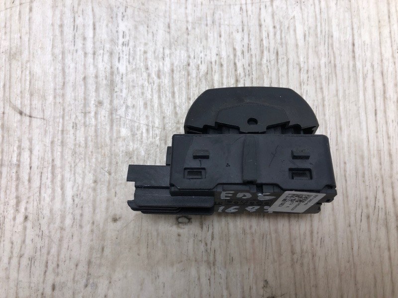Кнопка центрального замка передняя левая EDGE 06-14 2014 TQ1 3.5 PDED