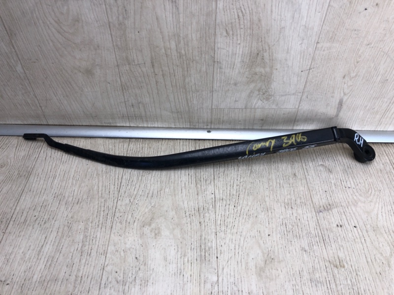 Поводок стеклоочистителя передний правый TOYOTA CAMRY 55 14-17 2015 ASV50 2.5 2ARFE 85211-06110 Б/У