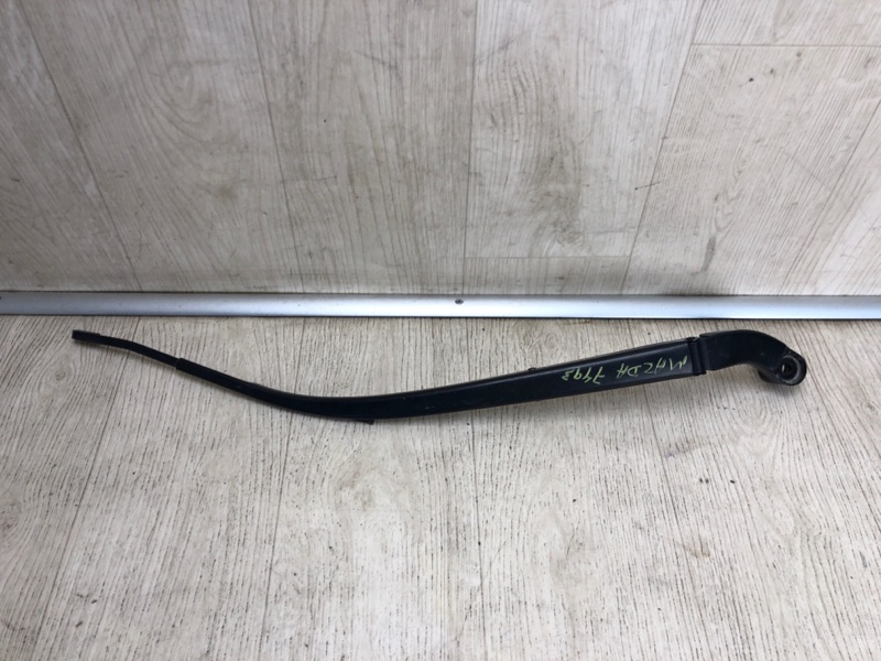 Поводок стеклоочистителя передний правый MAZDA 3 BM 13-19 2017 BM 2.0 PE-VPS BHS3-67-321 Б/У