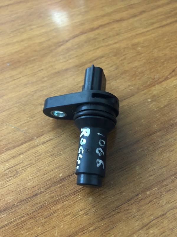 Датчик положения коленвала X-TRAIL/ROGUE T32 13-20 2017 T32 2.5 QR25DE