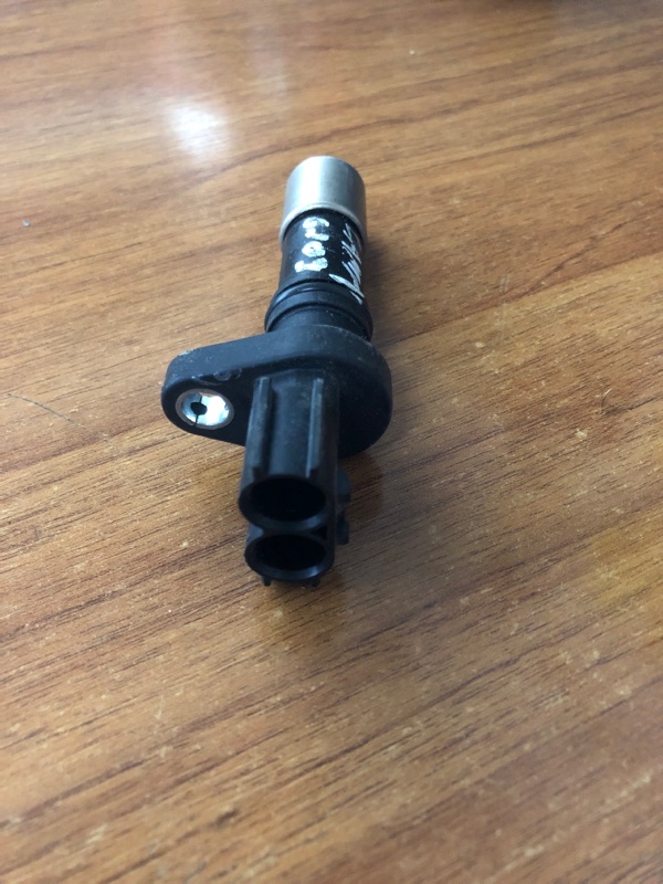 Датчик положения коленвала TOYOTA CAMRY 55 14-17 ASV50 2.5 2ARFE