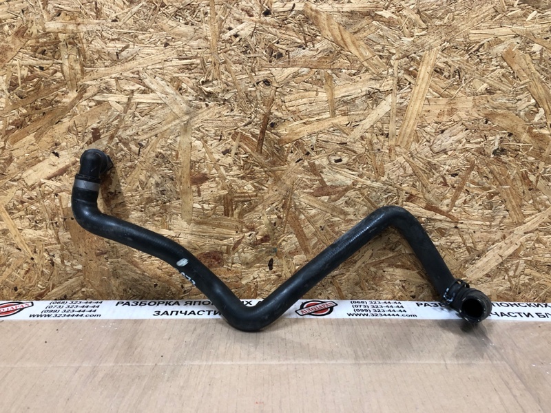 Патрубок радиатора печки QX30 16-20 2019 Внедорожник 2.0 20PET