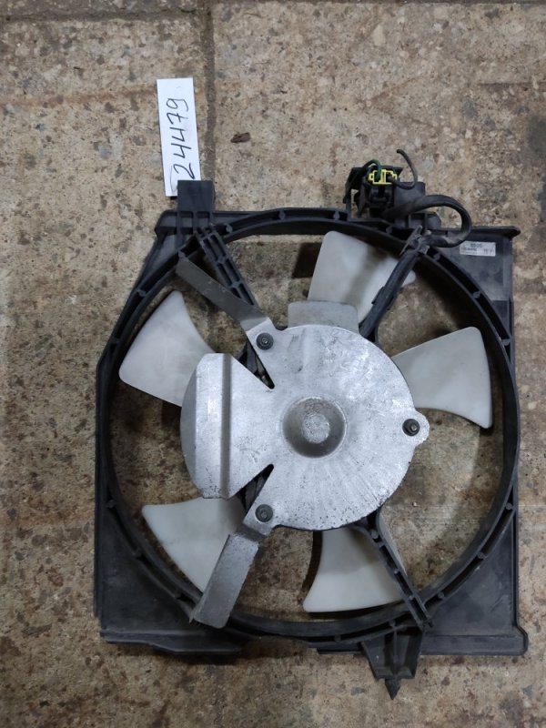 Диффузор вентилятора основного радиатора MAZDA 323 BA 94-97 AZ03-15-140A Б/У