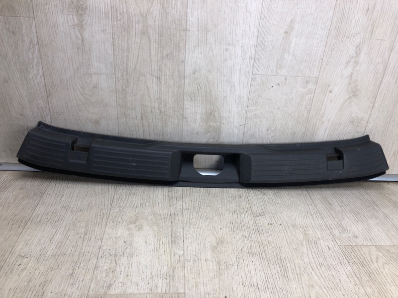 Накладка на порог багажника FORD EDGE 06-14 2014 TQ1 3.5 PDED 9T4Z-7842624-AB Б/У