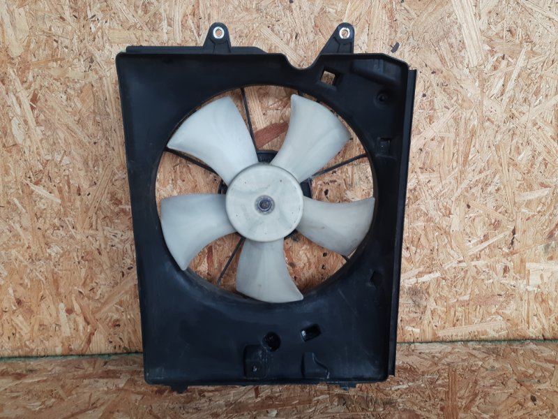 Диффузор вентилятора основного радиатора левый ACURA MDX (YD2) 06-13 2009 Внедорожник 3.7 J37A1 19015-RYE-A01 Б/У