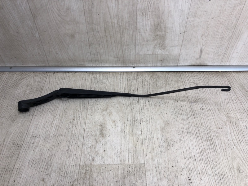 Поводок стеклоочистителя передний правый FORTE/CERATO TD 08-13 2009 TD 2.0 G4KD