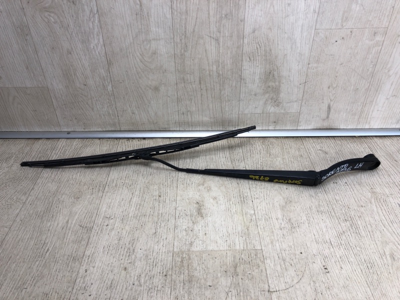 Поводок стеклоочистителя передний левый KIA SORENTO XM 09-14 2012 XM 2.4 G4KJ 98310-1U000 Б/У