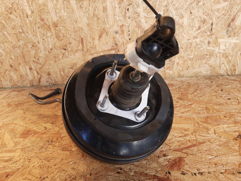 Запчасть вакуумный усилитель тормозов JEEP CHEROKEE 14- 2017 Wagon 2.4L I4 FI DOHC 16V NF4 68211880AC Б/У Вакуумный усилитель тормозов JEEP CHEROKEE 14- 2017 Wagon 2.4L I4 FI DOHC 16V NF4 68211880AC Б/У