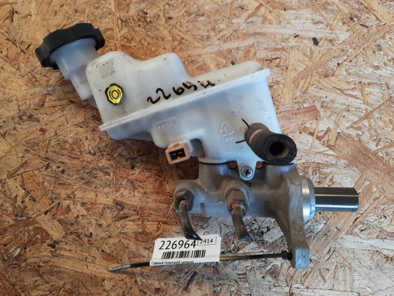 Запчасть главный тормозной цилиндр HYUNDAI ACCENT RB 10- 2011 1.6L 4 58510-1R200 Б/У Главный тормозной цилиндр HYUNDAI ACCENT RB 10- 2011 1.6L 4 58510-1R200 Б/У