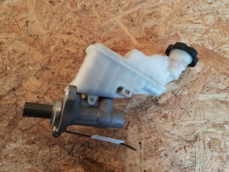 Главный тормозной цилиндр ACCENT RB 10- 2011 1.6L 4 Главный тормозной цилиндр ACCENT RB 10- 2011 1.6L 4