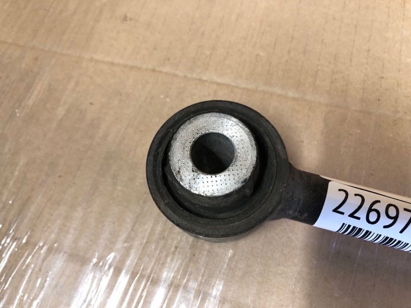 Рычаг задней подвески поперечный нижний правый ACURA MDX (YD2) 06-13 Внедорожник 3.7 J37A1