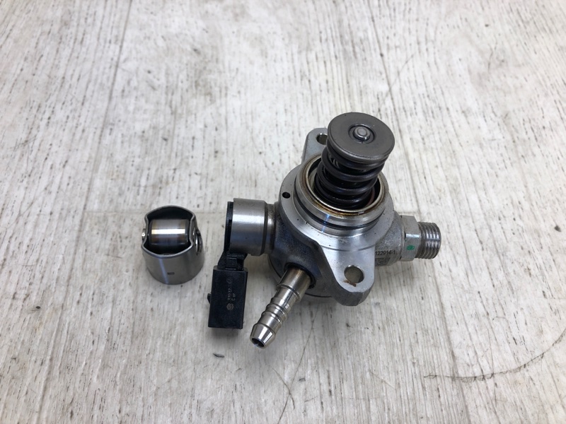 Тнвд (бензин) VOLKSWAGEN JETTA USA 18- 2018 JEM 1.4 DGXA 04E127027N Б/У