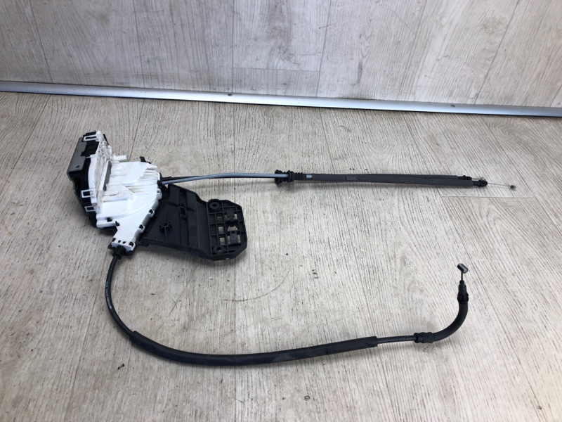 Запчасть замок двери передний правый JEEP CHEROKEE 14- 2017 KL 2.4 ED6 4589916AG Б/У Замок двери передний правый JEEP CHEROKEE 14- 2017 KL 2.4 ED6 4589916AG Б/У