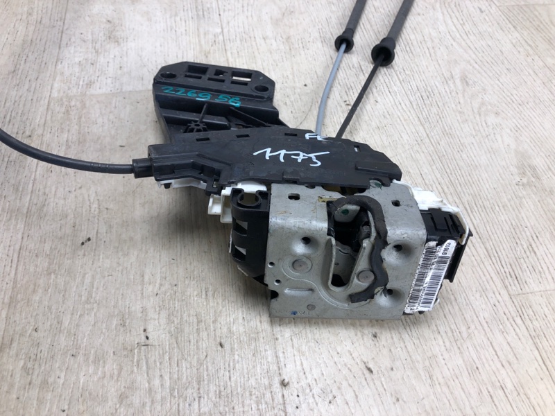 Замок двери передний правый CHEROKEE 14- 2017 KL 2.4 ED6 Замок двери передний правый CHEROKEE 14- 2017 KL 2.4 ED6