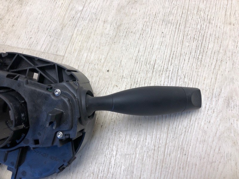 Подрулевой переключатель CHEROKEE 14- 2017 KL 2.4 ED6 Подрулевой переключатель CHEROKEE 14- 2017 KL 2.4 ED6