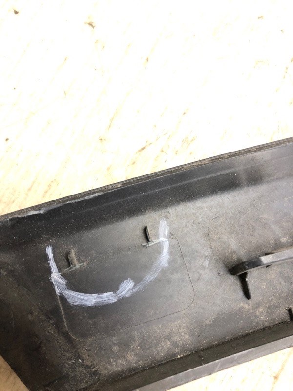 Накладка крыла (расширитель арки) задняя левая CHEROKEE 14- 2017 KL 2.4 ED6 Накладка крыла (расширитель арки) задняя левая CHEROKEE 14- 2017 KL 2.4 ED6