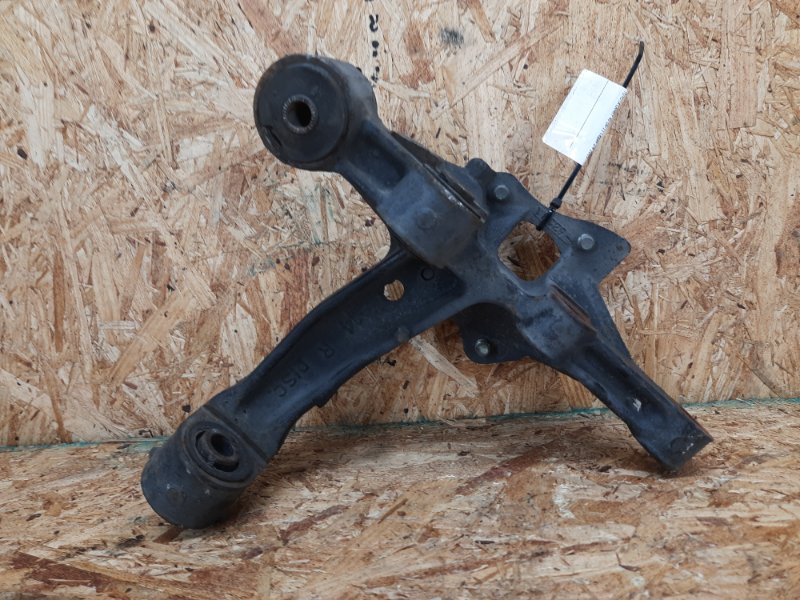 Цапфа задняя правая TOYOTA CAMRY 40 06-11 Седан 2.4 2AZFXE